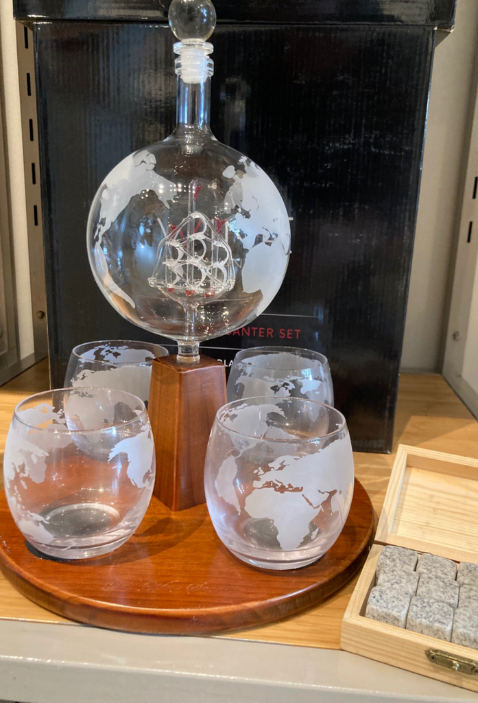 Globe Decanter Set Whiskey (4 glasses + whisky stones)